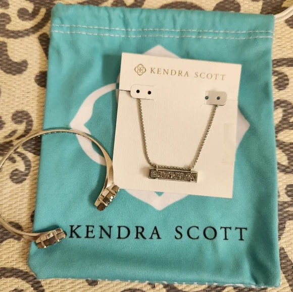 SOLD Kendra Scott Silver Leanor Bar Platinum Drusy Quartz Necklace and B… - Picture 4 of 6
